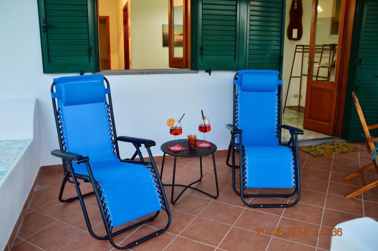 Villa La Milanina Липари Екстериор снимка