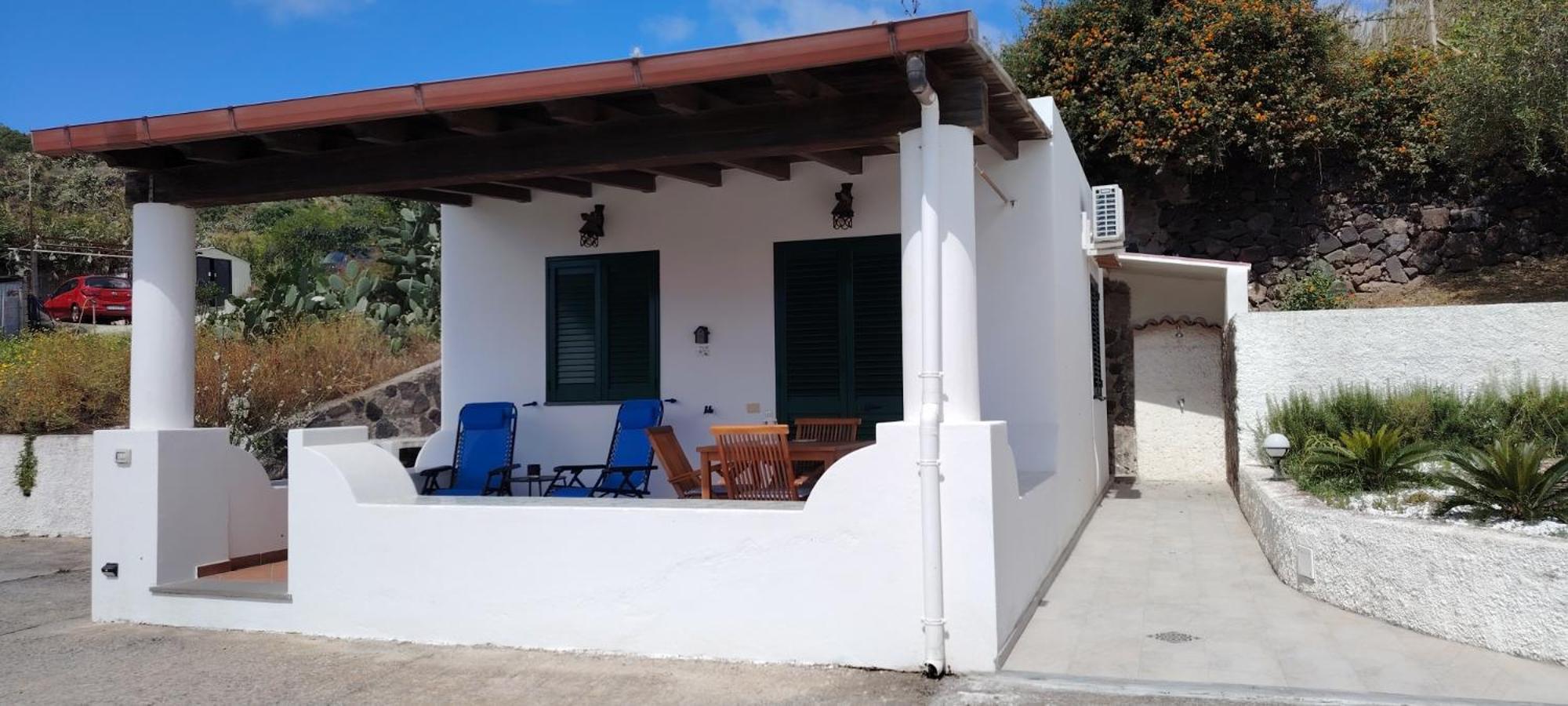 Villa La Milanina Липари Екстериор снимка